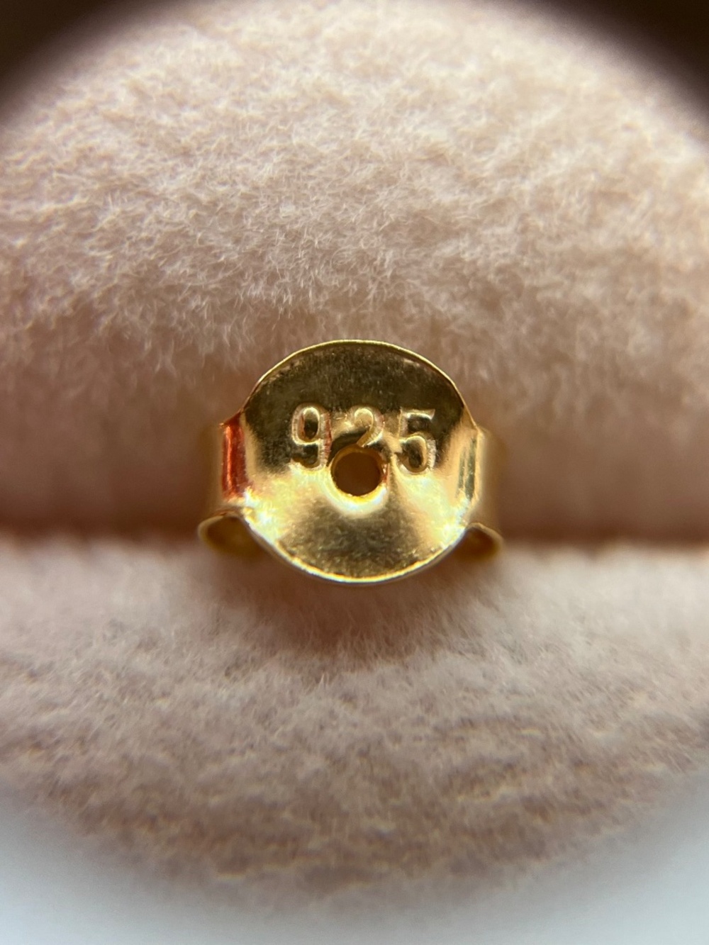 E067 | Natural Diamond Heart Studs - Picture 4 of 4